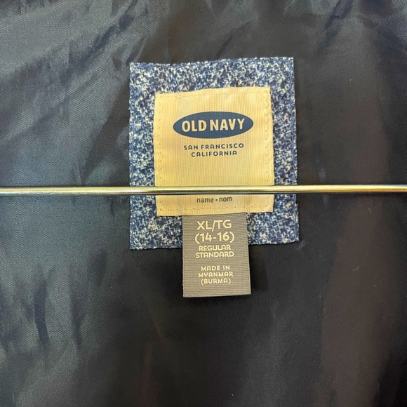 Puff Vest - Picture 5 of 5